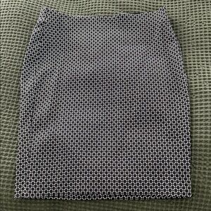 Elle Black and White Patterned Pencil Skirt